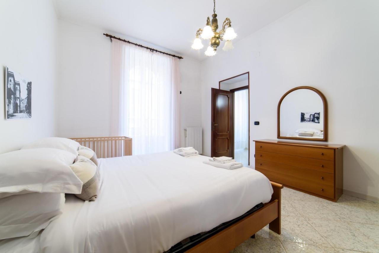 Casa Vacanze “In Centro” Salerno Exterior foto