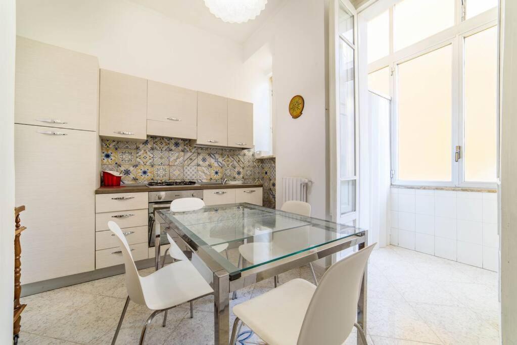 Casa Vacanze “In Centro” Salerno Exterior foto