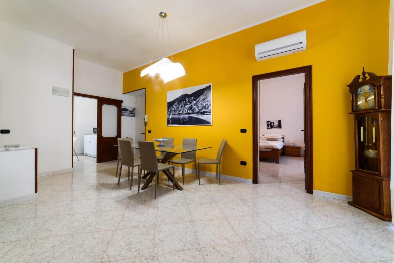 Casa Vacanze “In Centro” Salerno Exterior foto